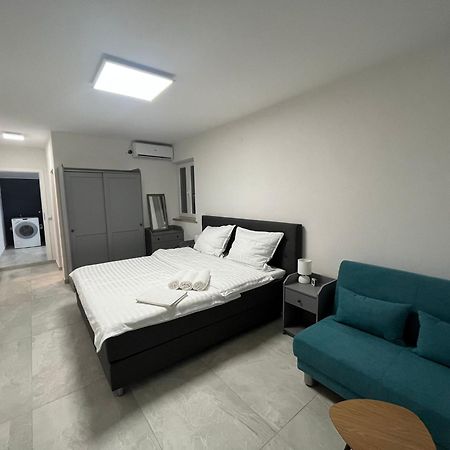Casa Mira Apartments Ližnjan Esterno foto