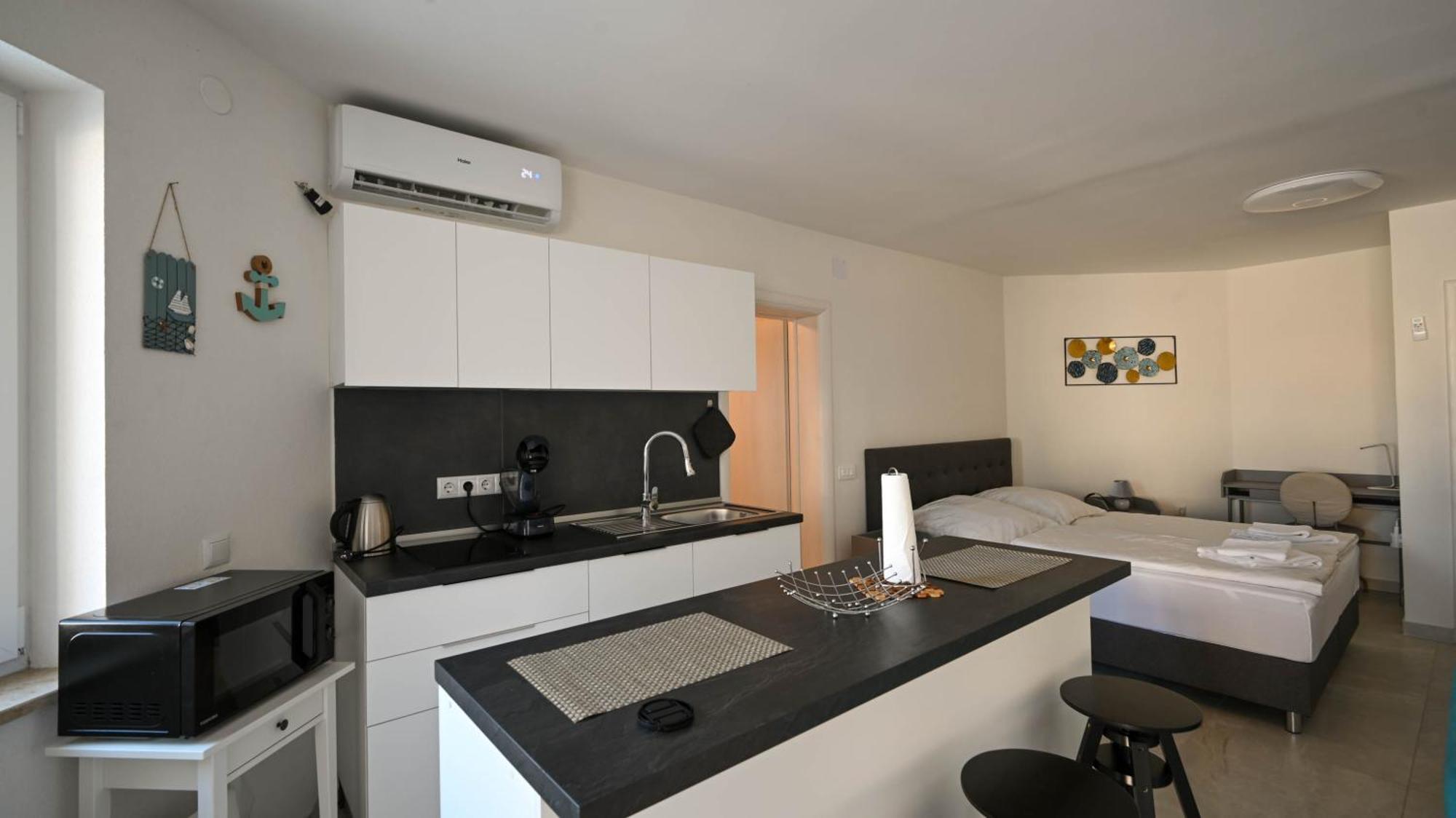 Casa Mira Apartments Ližnjan Esterno foto